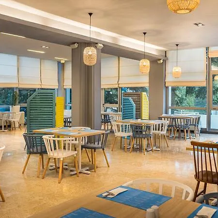 Sunny By Valamar Hotel