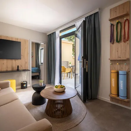 Sunny By Valamar Hotel