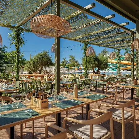 Hotel Sunny By Valamar 4*